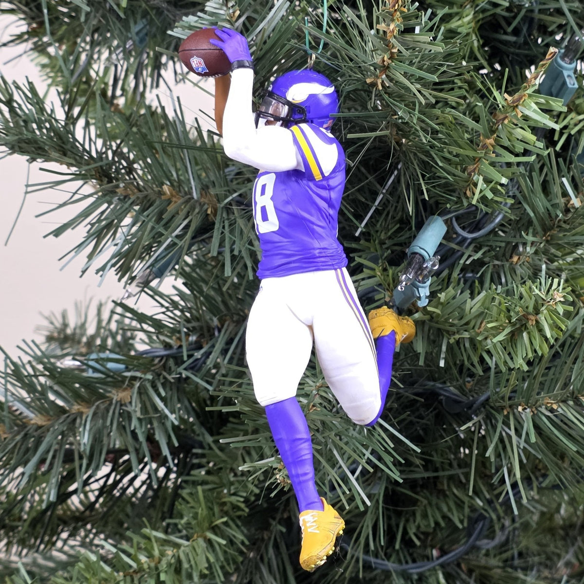 Justin Jefferson Minnesota Vikings Football NFL Xmas Ornament Holiday Jersey #18
