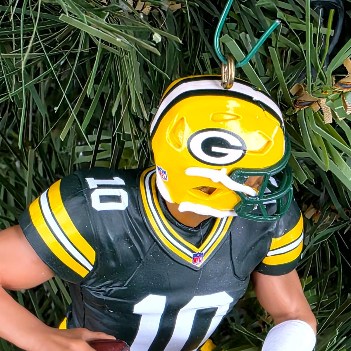 Jordan Love Green Bays Packers Football NFL Xmas Tree Ornament Holiday Jersey 10