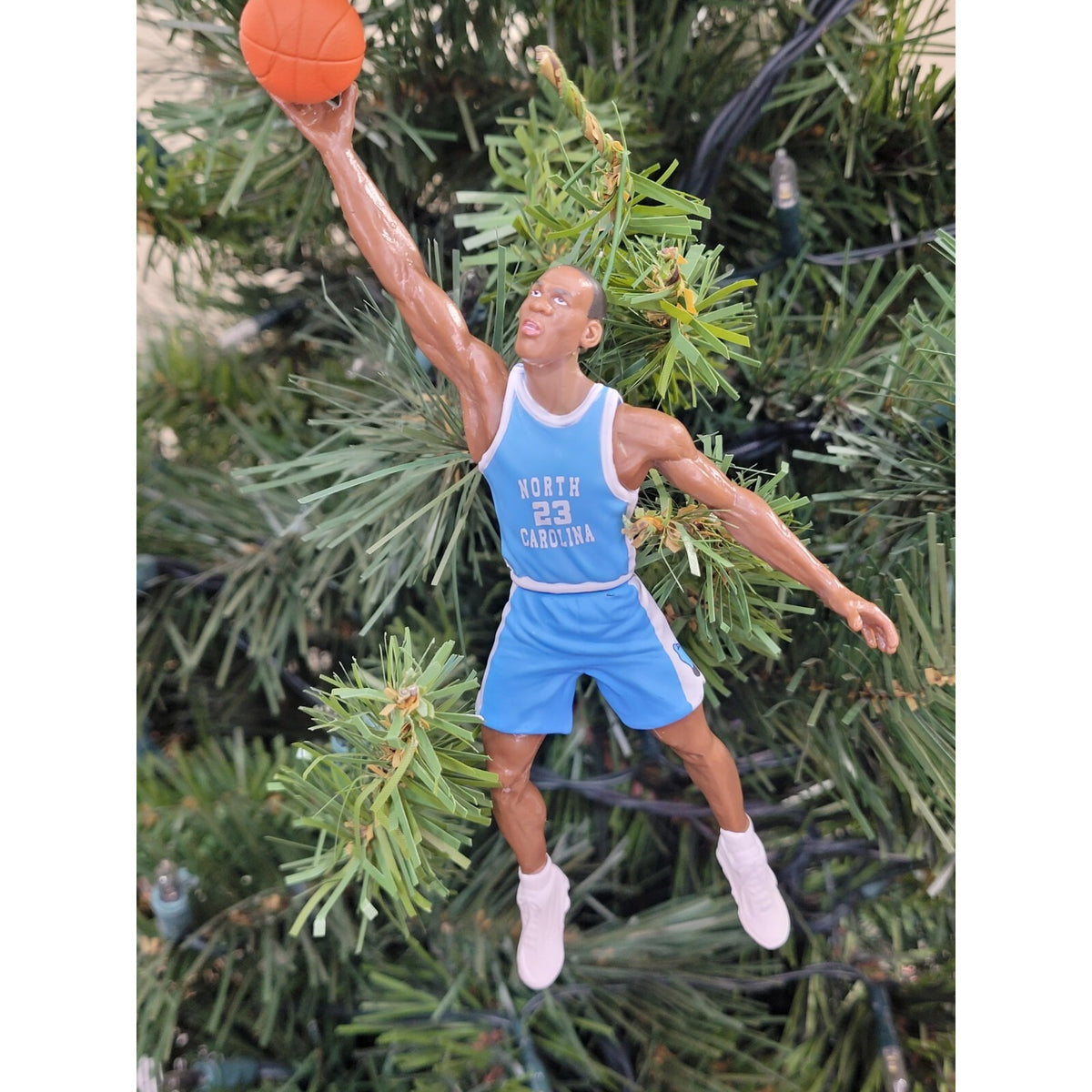 Michael Jordan North Carolina Tar Heels Basketball Xmas Tree Ornament jersey #23