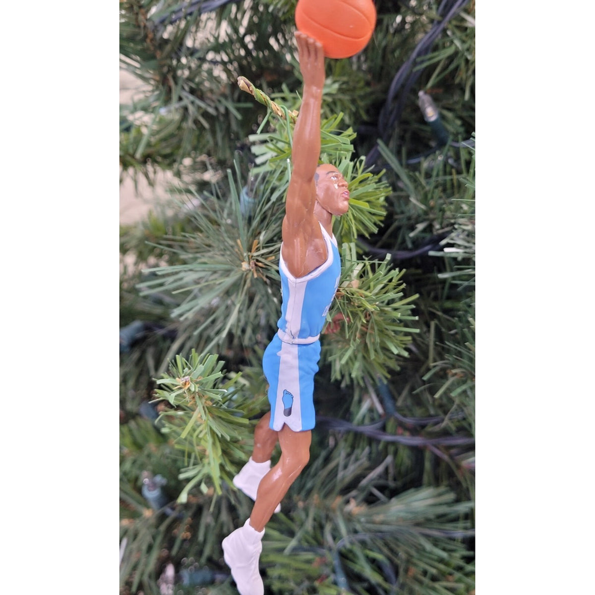Michael Jordan North Carolina Tar Heels Basketball Xmas Tree Ornament jersey #23