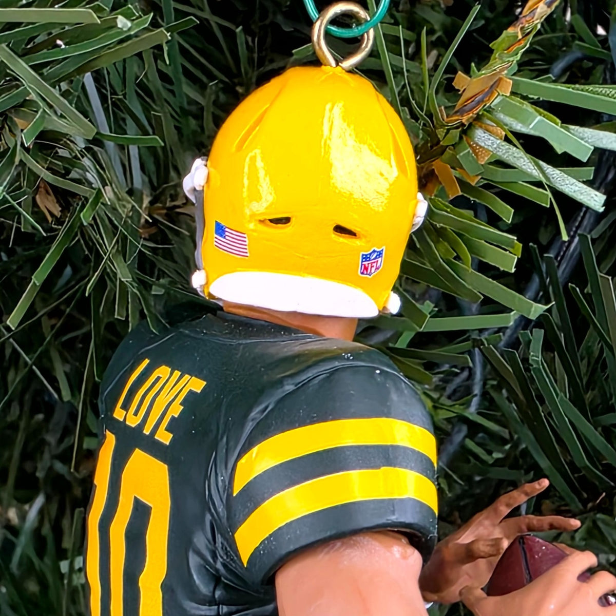 Jordan Love Green Bays Packers Football NFL Xmas Tree Ornament Holiday Jersey 10