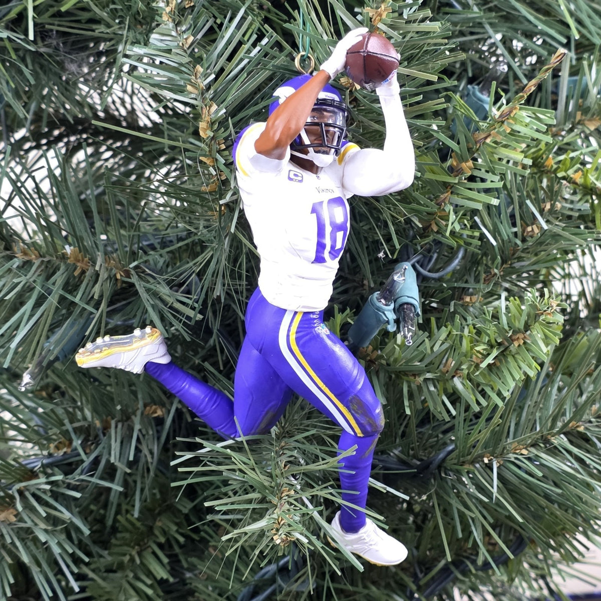 Justin Jefferson Minnesota Vikings Football NFL Xmas Ornament Holiday Jersey #18