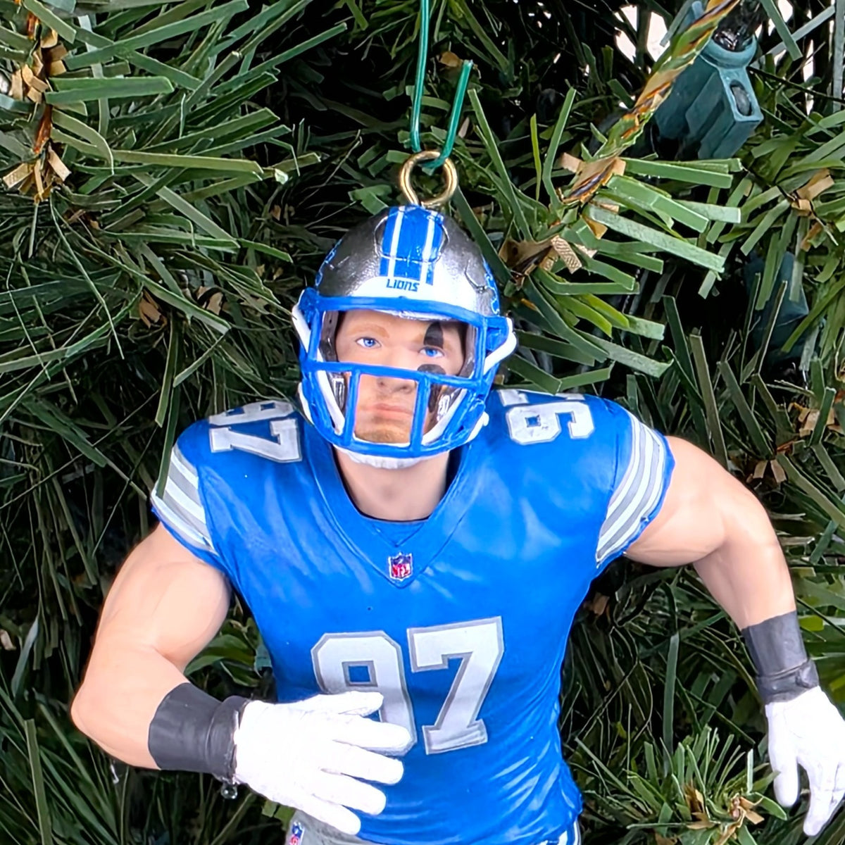 Aidan Hutchinson Detroit Lions Football NFL Xmas Tree Ornament Holiday Jersey 97