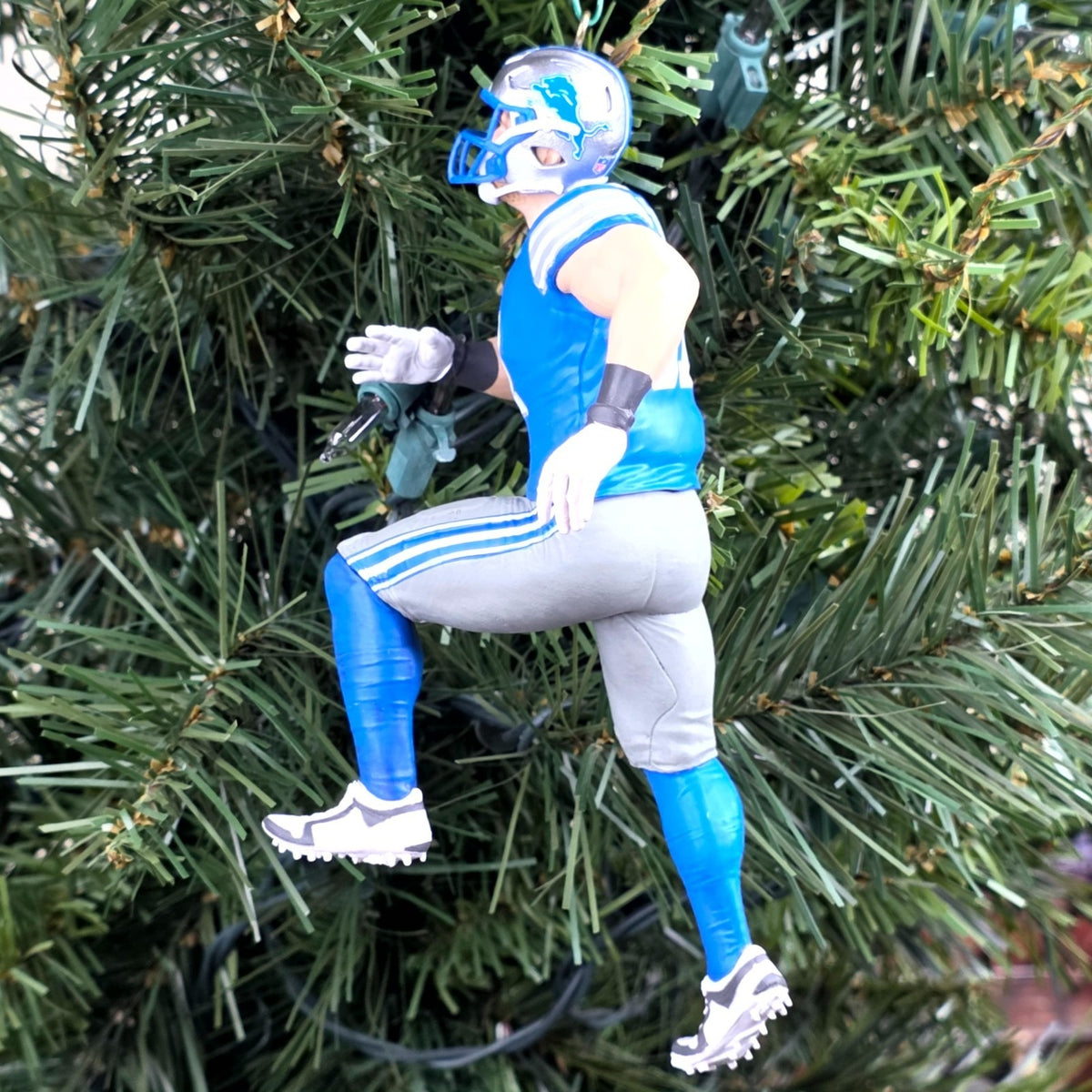 Aidan Hutchinson Detroit Lions Football NFL Xmas Tree Ornament Holiday Jersey 97